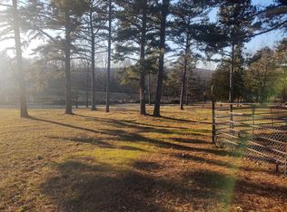 377 Lusk Rd, Golconda, IL 62938