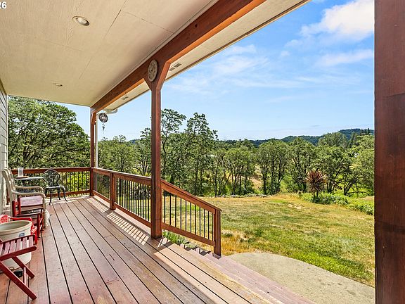 5th image of 445 Green Valley Rd