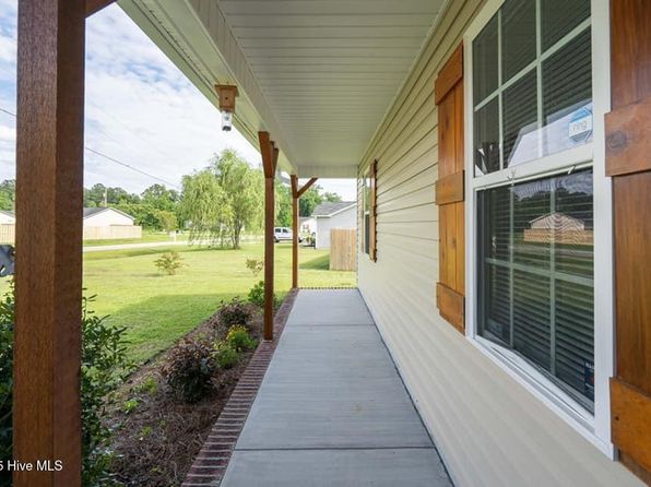 303 High Stepper Court, Jacksonville, NC 28540
