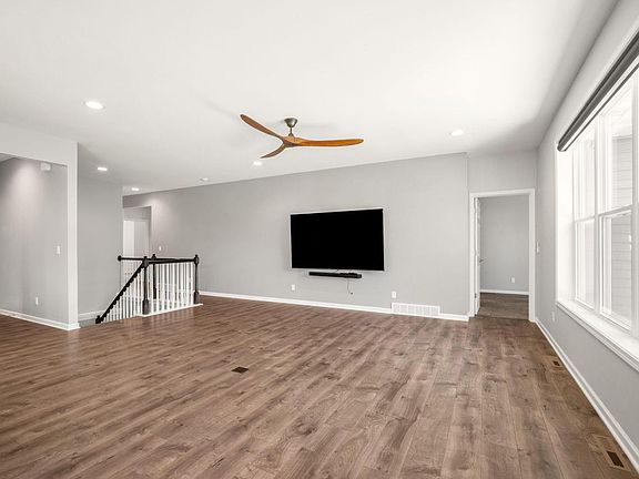 5th image of 116 N Orchard STREET