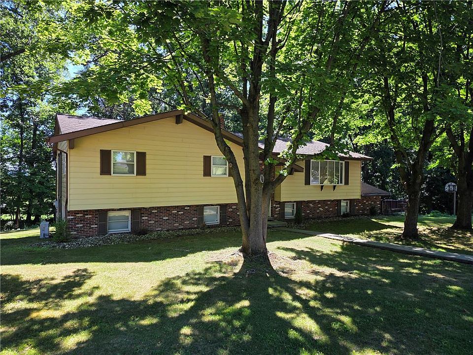 1st image of 528 Rosewood Dr