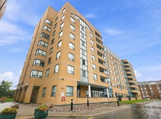 1655 Pickering Pkwy #306, Pickering, ON L1V6L3
