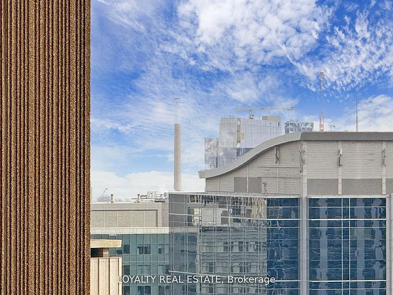 230 Simcoe St #2713 — Photo 32