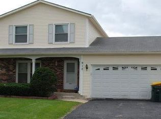 910 Lacrosse St, Carol Stream, IL 60188