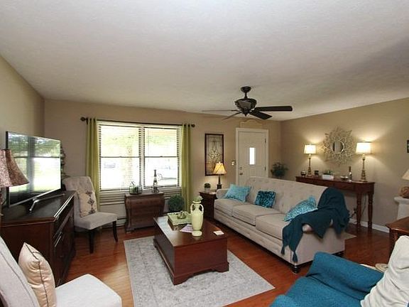 5th image of 100 Eagle Dr