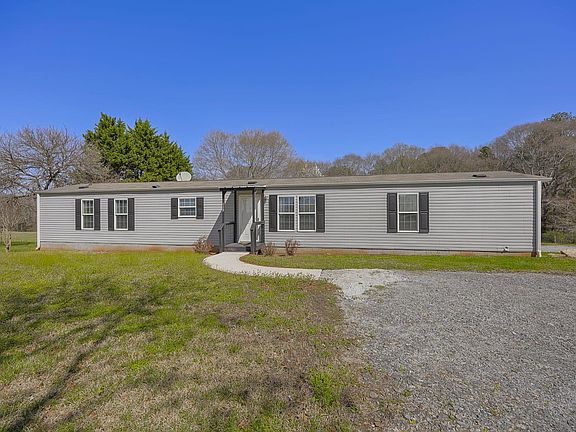 5th image of 112 Donald Dr