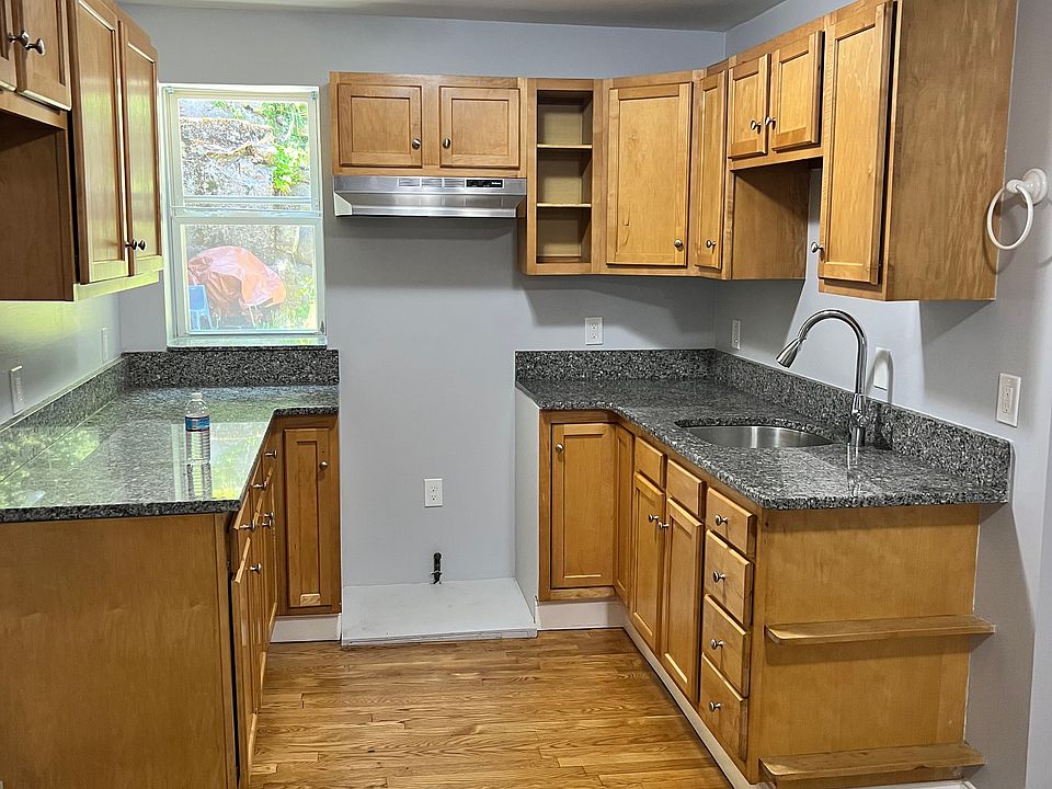 1st image of 133 River St APT 1