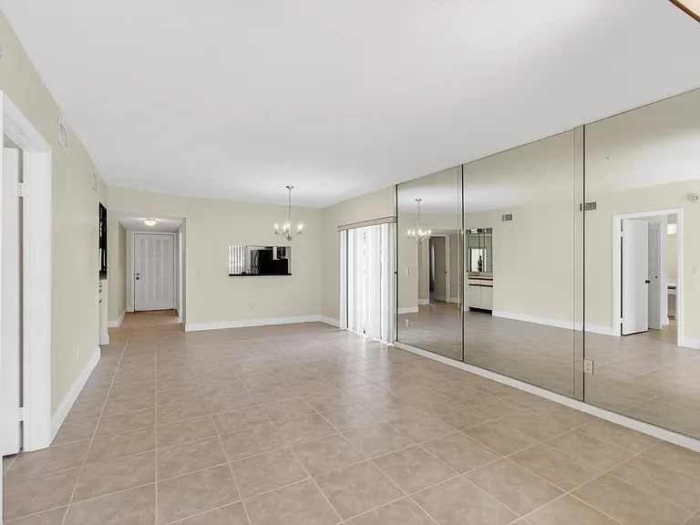351 Club Cir #101 — Photo 21