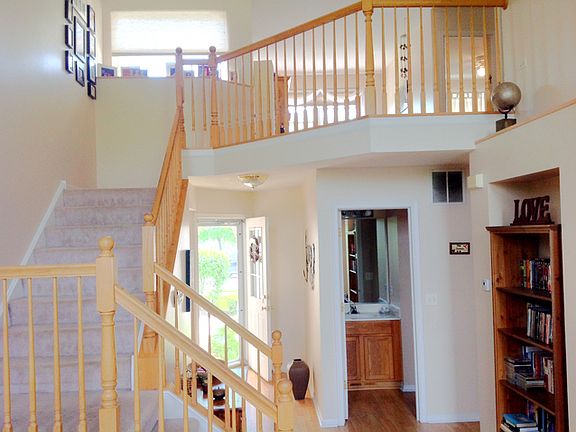 3rd image of 225 Ainsley Dr #0