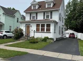 129 W Elm St, East Rochester, NY 14445