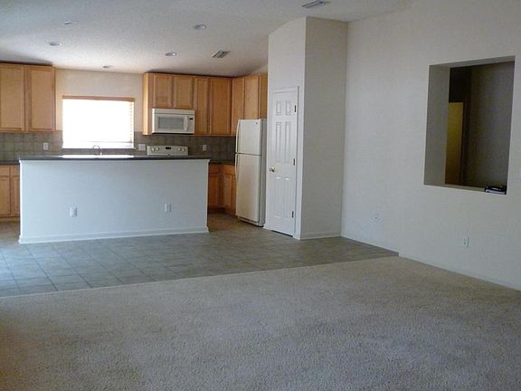 4th image of 11333 Martin Lakes Dr N