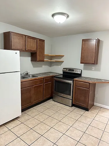 24 Broad St #1 Photo 1