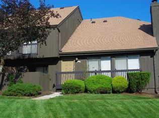 22 Westgate Dr, Edison, NJ 08820
