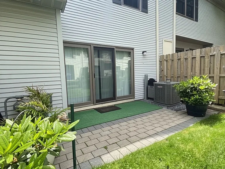 4 Veros Ln #4 — Photo 24