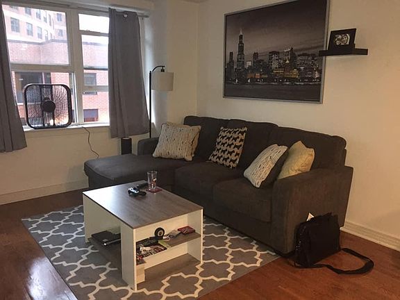 2nd image of 2300 N Commonwealth Ave APT 3C