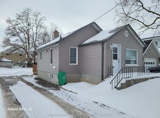 889 Western Ave, Peterborough, ON K9J5W1