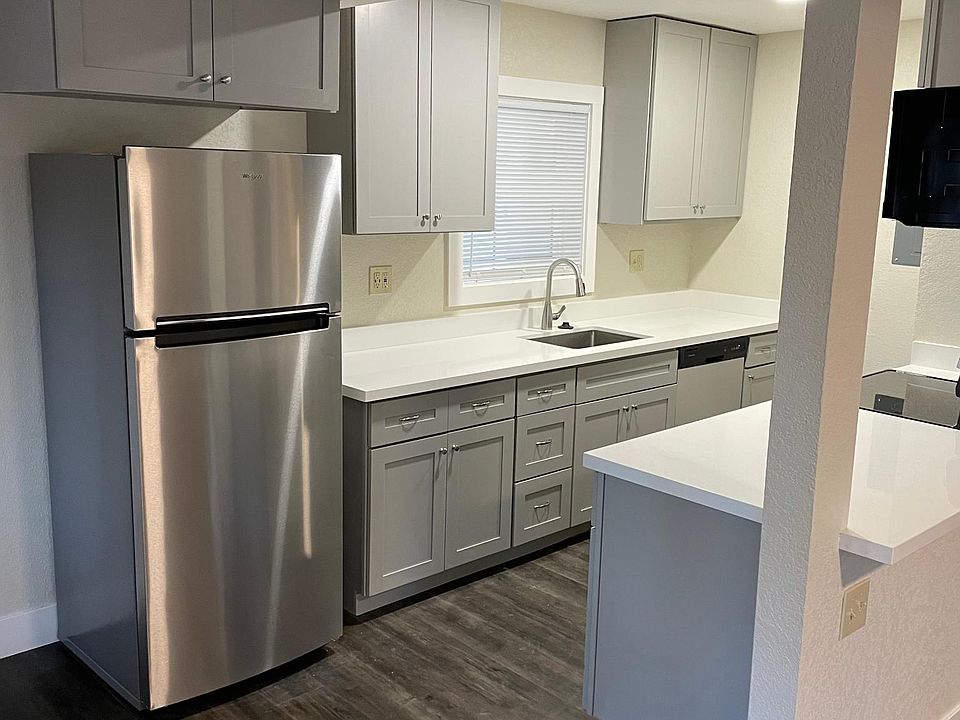 1st image of 673 James Ave #2