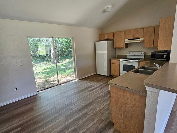 2nd image of 4898 SE 137th Pl
