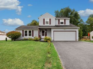 6000 Hebrides Trl, Cicero, NY 13039
