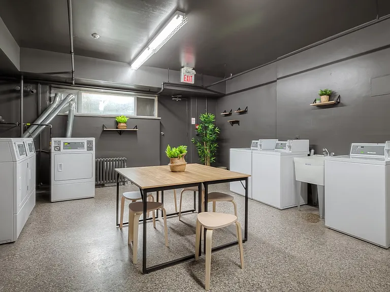 420 Eglinton Ave E #405 — Photo 27
