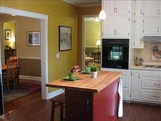 5th image of 3 Country Squire Dr