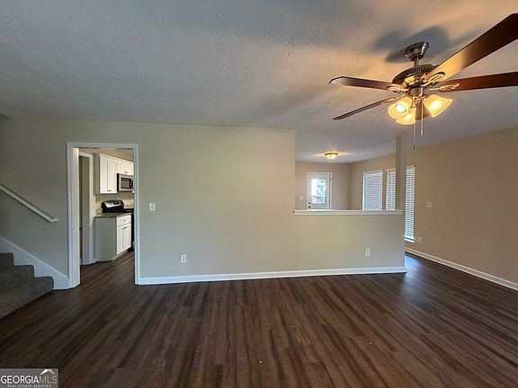 4th image of 5236 Pine Way Rd