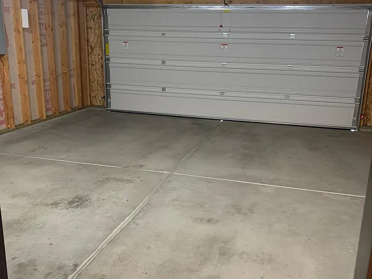 2310 W Jay St — Photo 23
