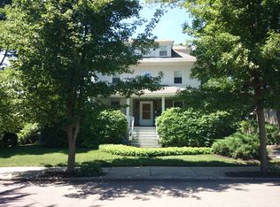 325 Park St, West Roxbury, MA 02132