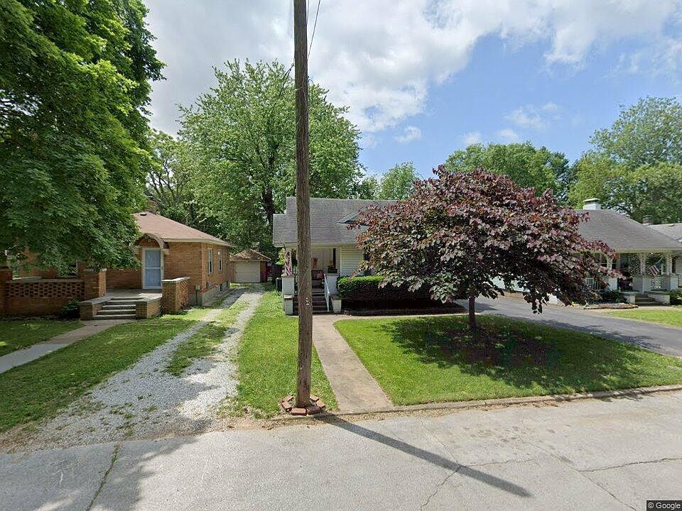 1st image of 424 E Meadowmere Street