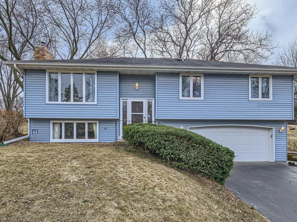 4407 Independence Ave N, New Hope, MN 55428