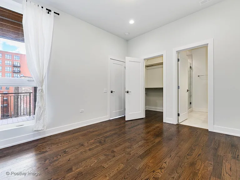 1511 N Sedgwick St — Photo 22
