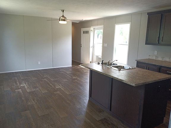 3rd image of 141 N Karen Ln