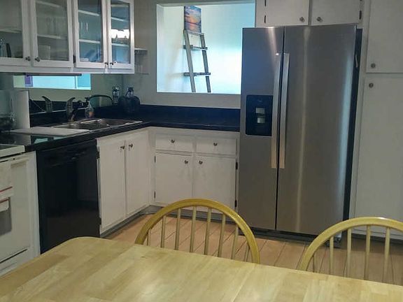5th image of 1036 Us Highway 1 APT 425