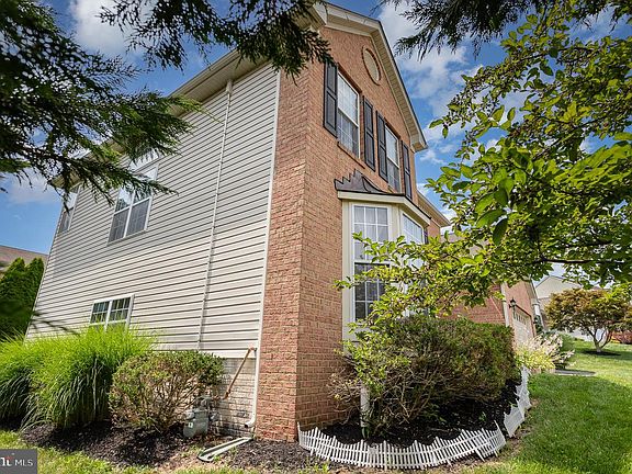 5th image of 7485 Seneca Ridge Dr