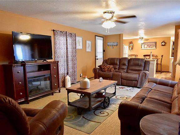 5th image of 3371 Bayside Dr