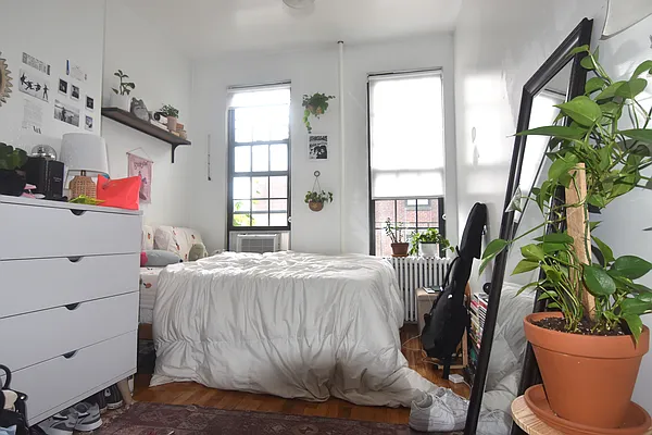 Rented by Triplemint | media 12