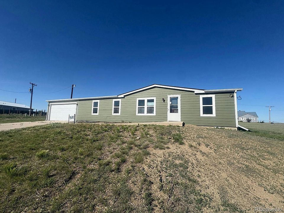 1st image of 823 7th Street