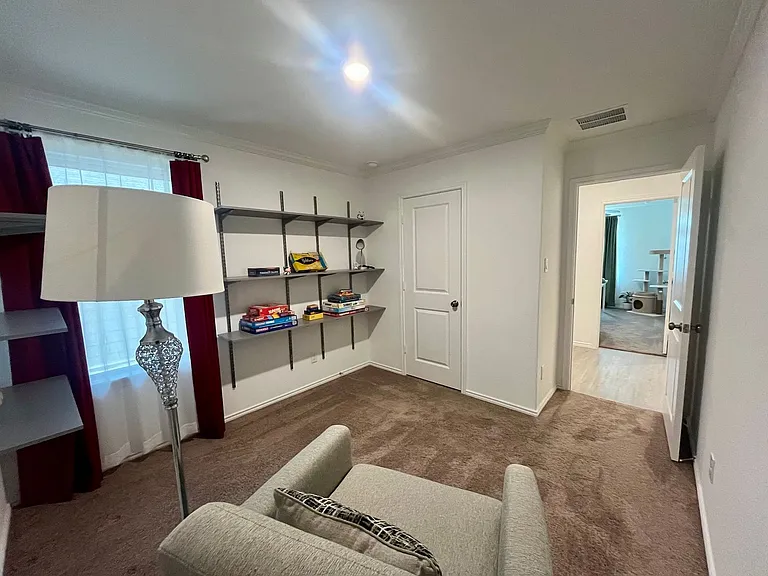 7715 Yeti Park — Photo 9