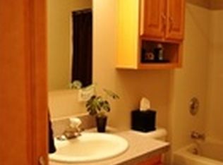 41 Greystone Way, Manchester, NH 03104