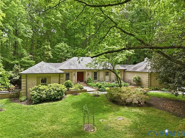 2321 Walhala Dr, North Chesterfield, VA 23236