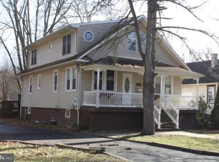 20 Center St, Moorestown, NJ 08057