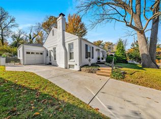 912 Glenmoor Ave, Saint Louis, MO 63122