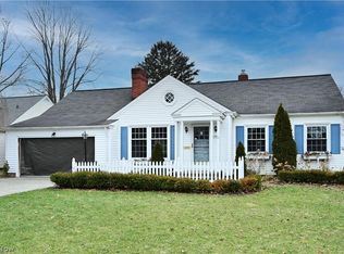 2726 Tonawanda Dr, Rocky River, OH