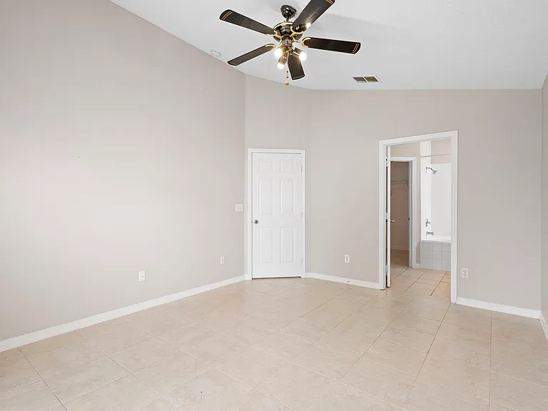 1911 Colonial Woods Blvd — Photo 19