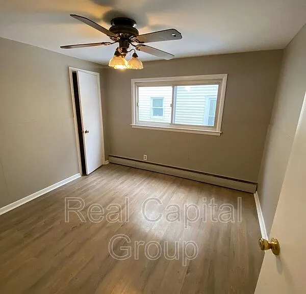 180 Euclid Ave #1 — Photo 7