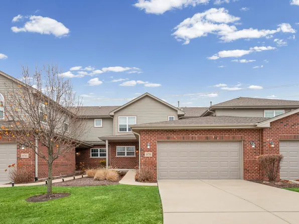 19758 Sunset Ct, Tinley Park, IL 60487