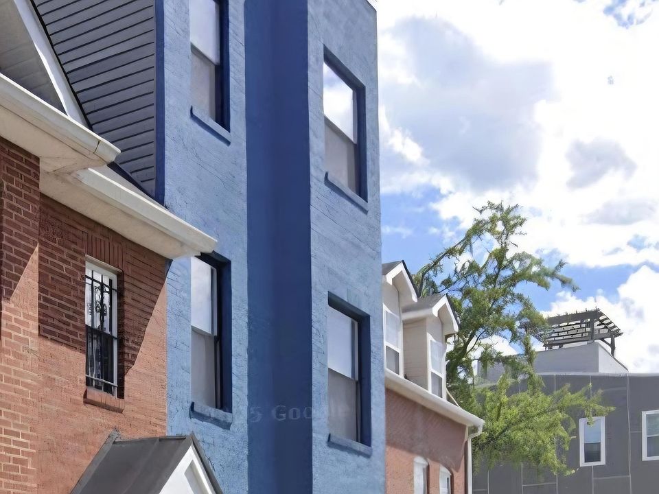 1st image of 647 16th St NE