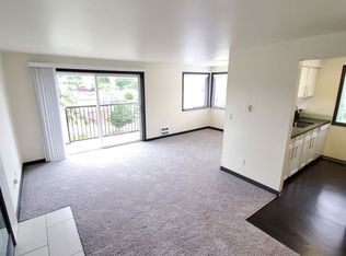 5001 38th Ave SW #3, Seattle, WA 98126
