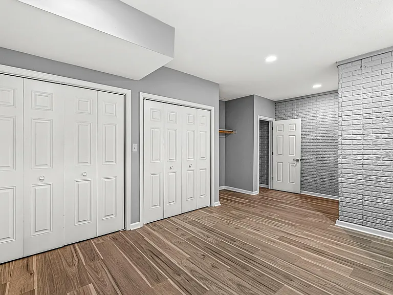 2046 Ruckle St — Photo 47