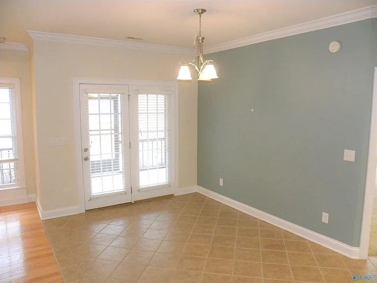 54 Belmont Pl — Photo 16